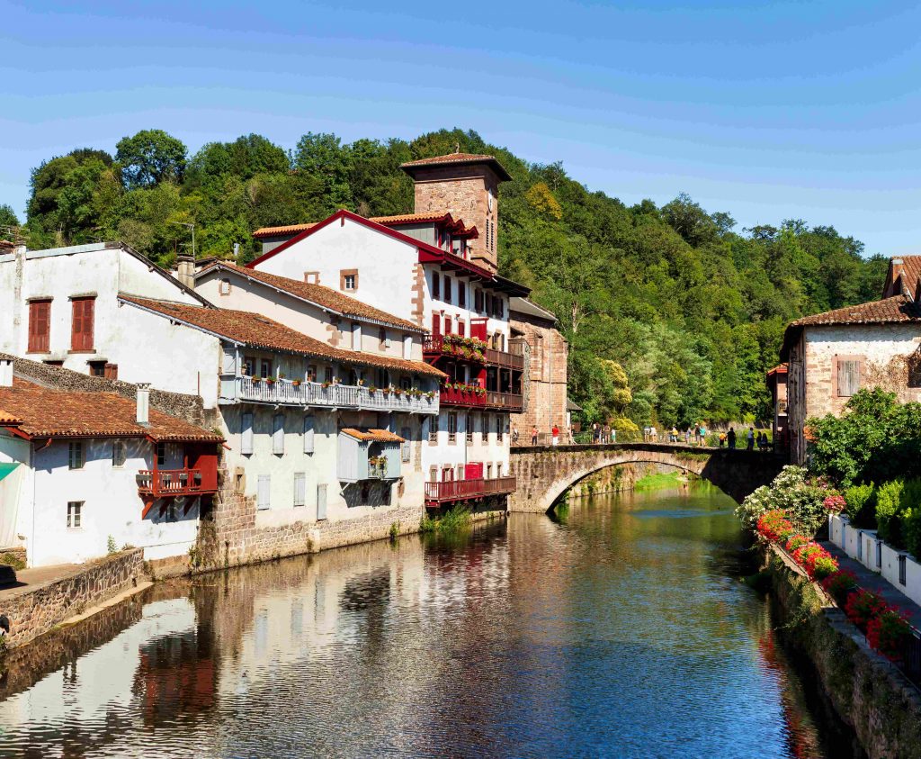 Biarritz Airport to St Jean Pied de Port Transfers